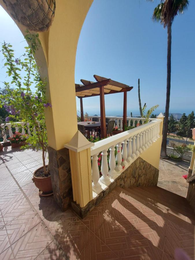 Villa Udilla Арона Екстериор снимка